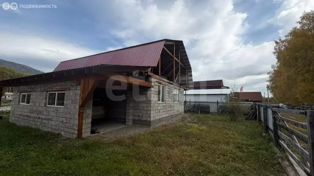 Дом в село Усть-Кокса, улица Аргучинского (85.9 м) - Фото 1