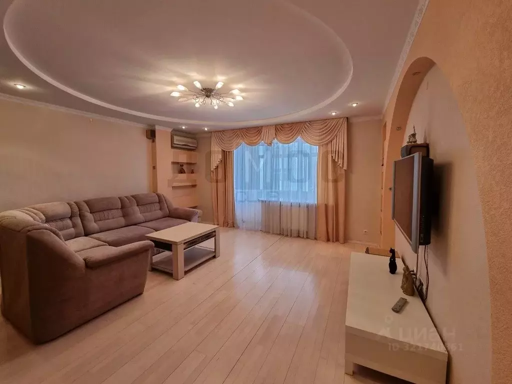 2-к кв. Свердловская область, Екатеринбург ул. Чкалова, 5 (86.0 м) - Фото 1