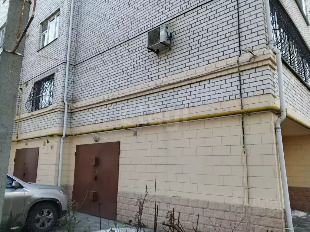 Гараж в Астраханская область, Астрахань ул. Адмирала Нахимова, 48к2 ... - Фото 1