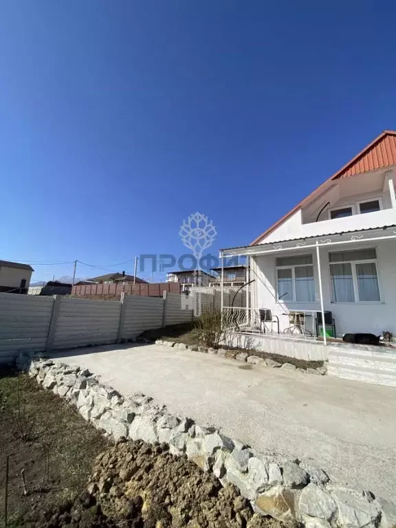 Дом в Крым, Алушта муниципальный округ, с. Лучистое ул. Ай-Серез, 16 ... - Фото 2