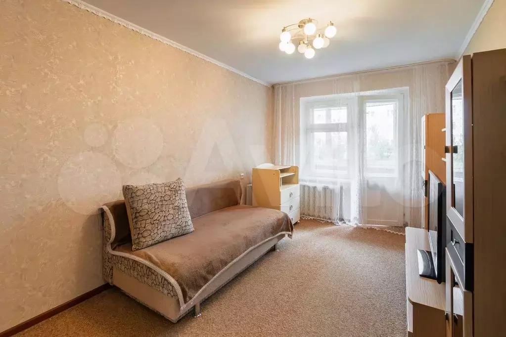 1-к. квартира, 34 м, 1/10 эт. - Фото 1