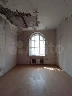 Комната 25,3 м в 6-к., 5/6 эт. - Фото 1