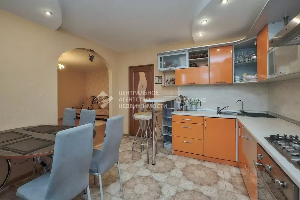 3-к кв. Рязанская область, Рязань ул. Новоселов, 48к1 (98.5 м) - Фото 2