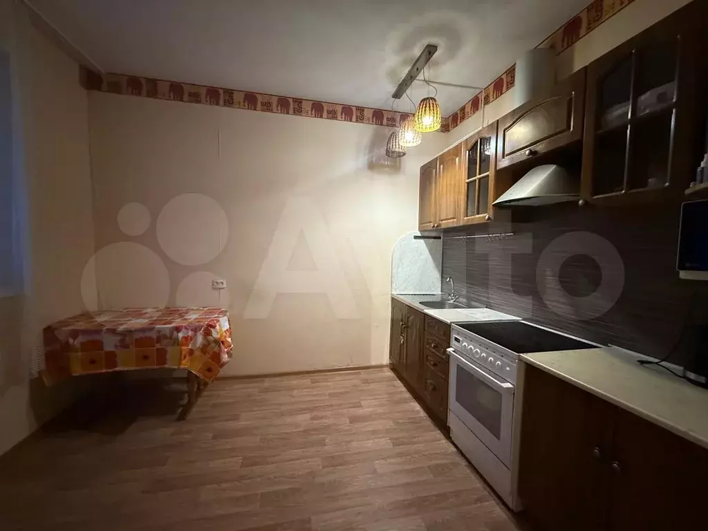 3-к. квартира, 74 м, 8/9 эт. - Фото 1