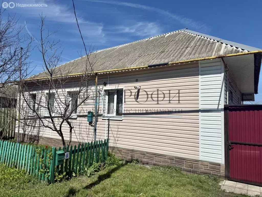 Дом в Белгородская область, городское поселение посёлок Чернянка, ... - Фото 1