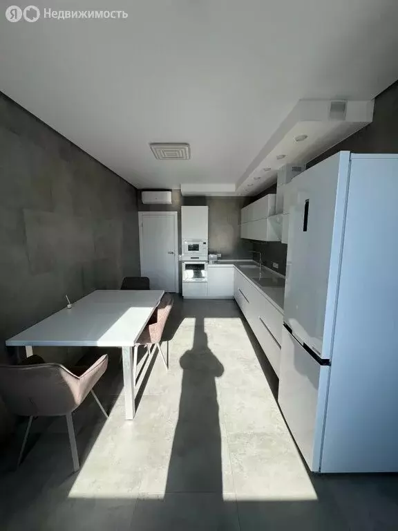 2-комнатная квартира: Пермь, улица Карла Модераха, 6 (73 м) - Фото 2
