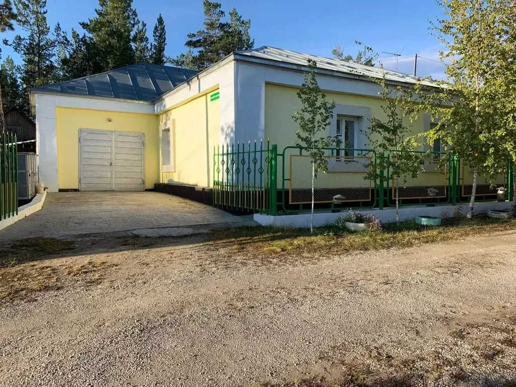 Дом в Саха (Якутия), Якутск Покровское шоссе, 9-й км (150 м) - Фото 0