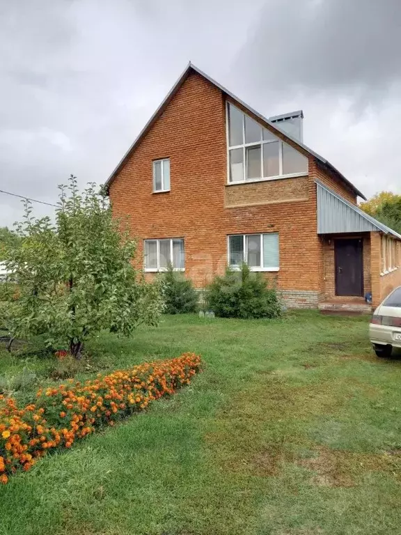 Дом в Саратовская область, Базарно-Карабулакский район, Алексеевское ... - Фото 0
