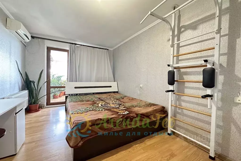 2-к кв. Крым, Феодосия бул. Старшинова, 8 (55.0 м) - Фото 1