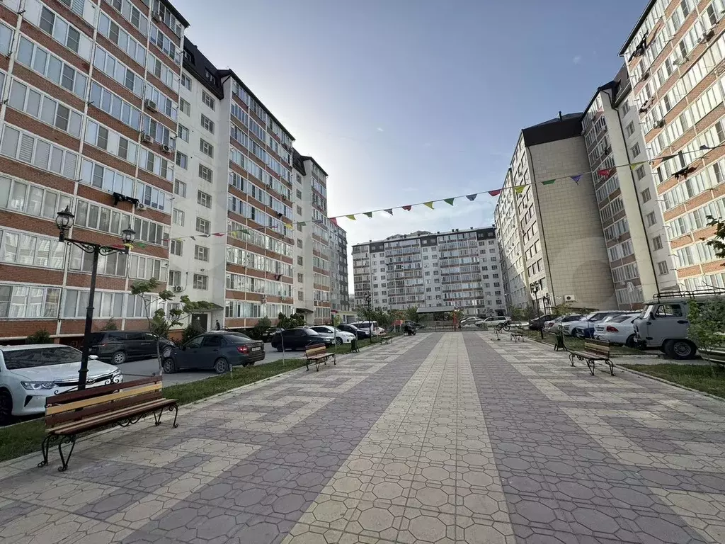 2-к. квартира, 65 м, 8/10 эт. - Фото 1