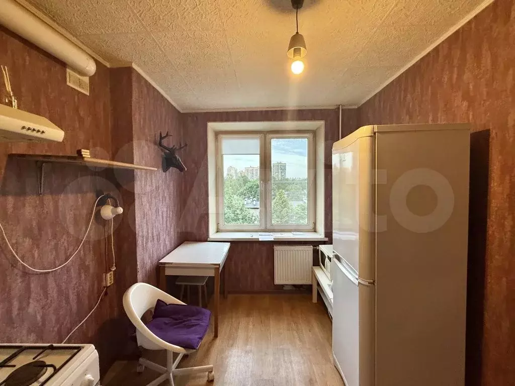1-к. квартира, 32 м, 8/9 эт. - Фото 0