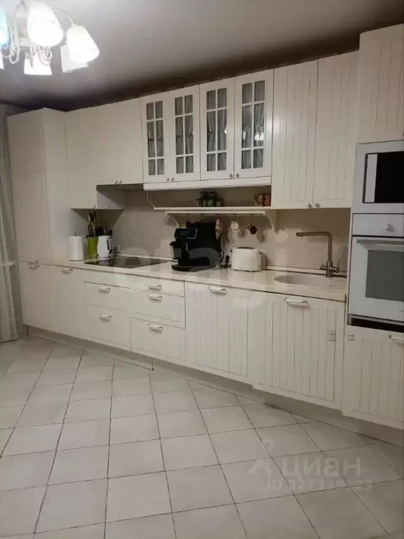 3-к кв. Тюменская область, Тюмень ул. Бориса Опрокиднева, 12 (90.0 м) - Фото 2