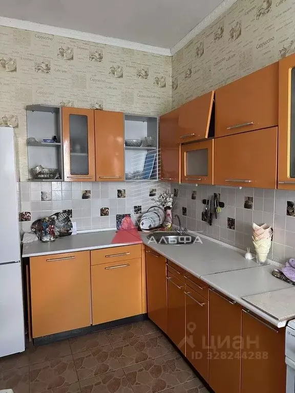 Дом в Крым, Сакский район, Вересаевское с/пос, с. Глинка ул. Садовая, ... - Фото 2