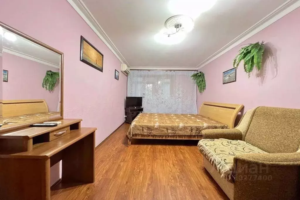 Этажи феодосия Этажи феодосия