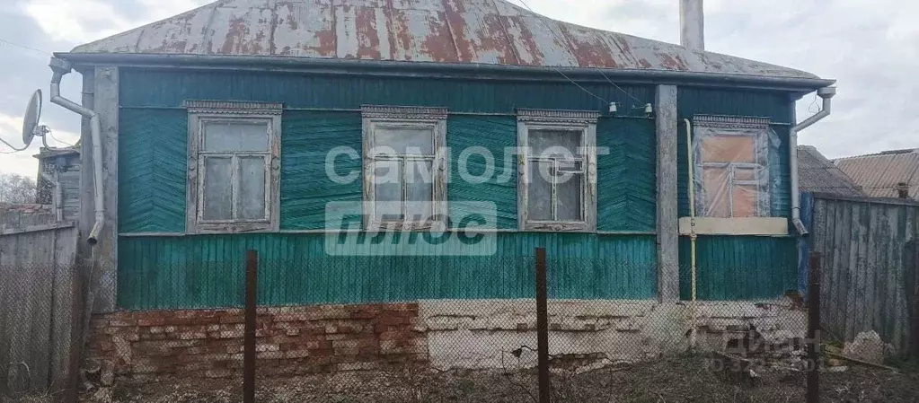 Дом в Курская область, Обоянский район, Котельниковский сельсовет, с. ... - Фото 1