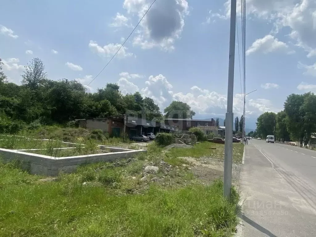 Участок в Северная Осетия, Владикавказ ул. Васо Абаева, 97 (13.3 сот.) - Фото 1