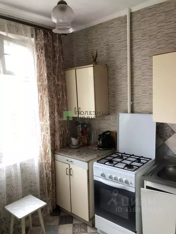 2-к кв. Орловская область, Орел Рощинская ул., 19 (44.0 м) - Фото 0