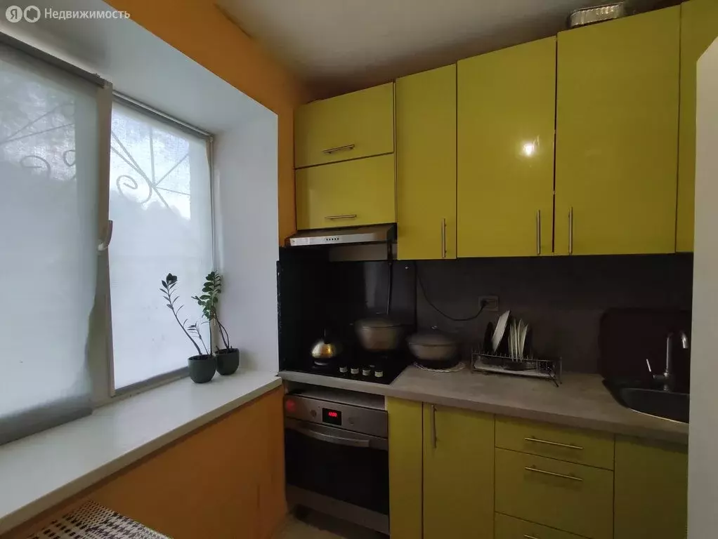 2-комнатная квартира: Екатеринбург, Славянская улица, 60 (45.5 м) - Фото 0