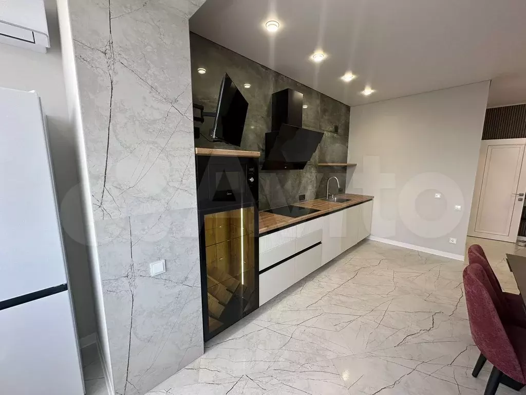 1-к. квартира, 48 м, 7/8 эт. - Фото 1