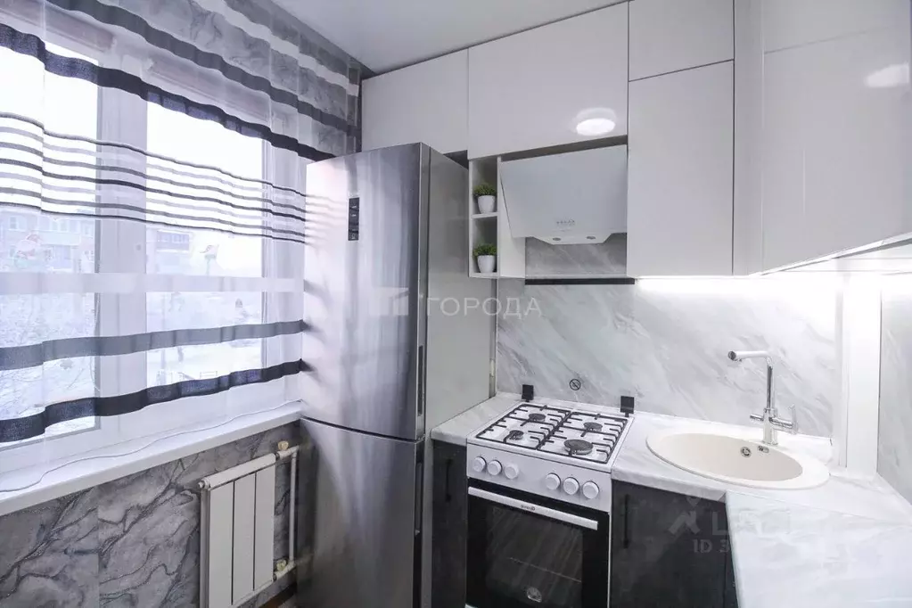 2-к кв. Алтайский край, Барнаул ул. Глушкова, 31 (46.0 м) - Фото 1