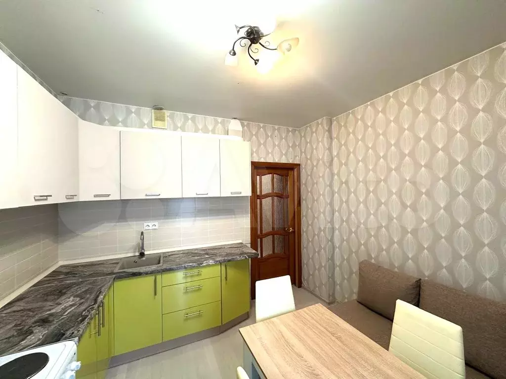 1-к. квартира, 45 м, 9/25 эт. - Фото 1