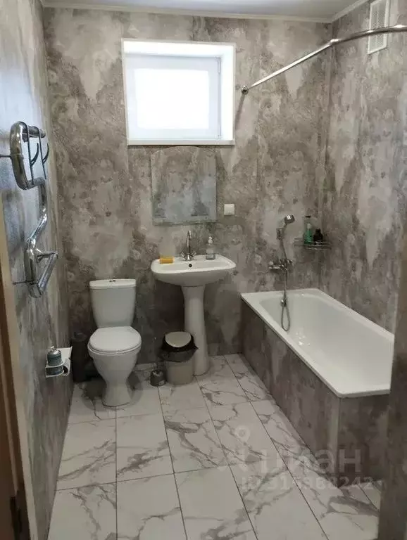 Комната Самарская область, Жигулевск Набережная ул., 3 - Фото 1