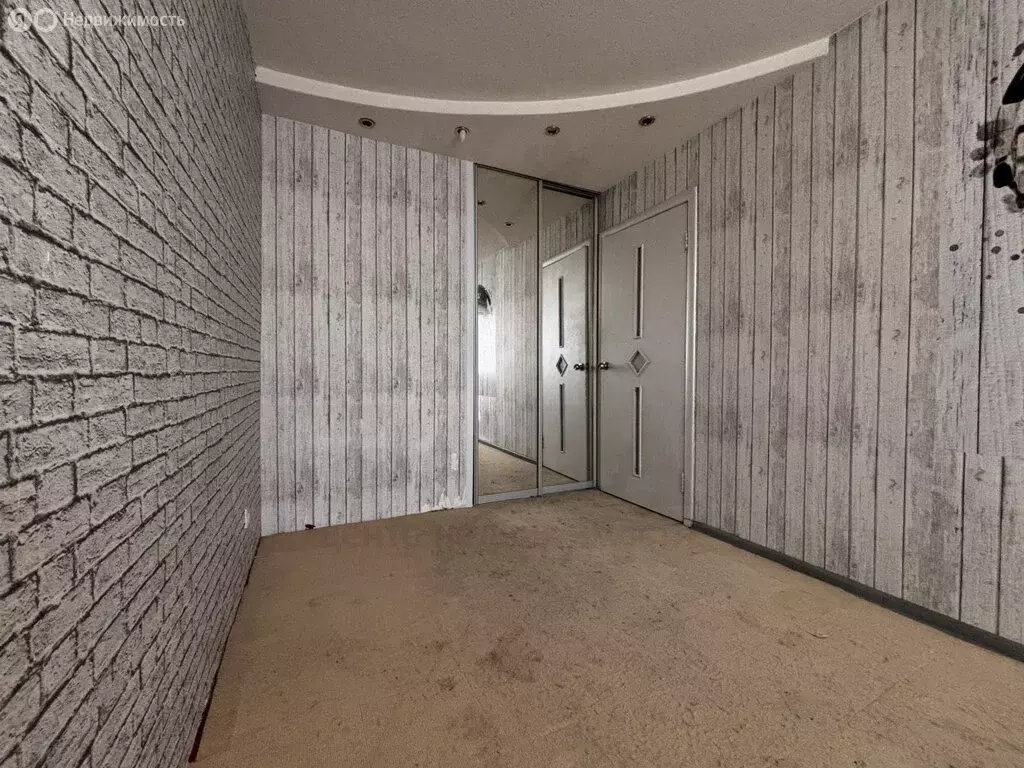 2-комнатная квартира: Асбест, Уральская улица, 67 (39.9 м) - Фото 1