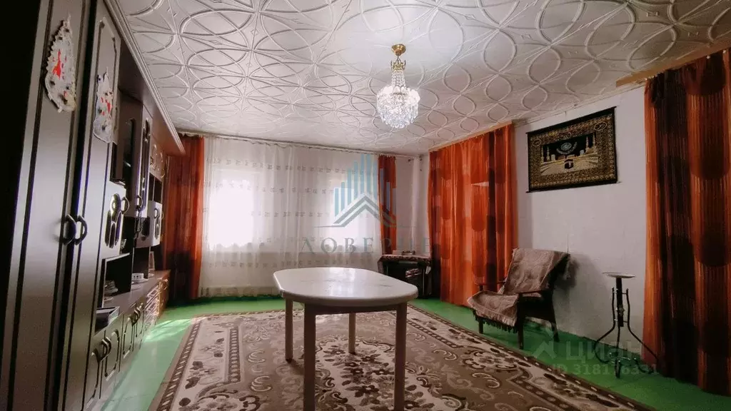 Дом в Астраханская область, Приволжский район, с. Карагали ул. Карла ... - Фото 1