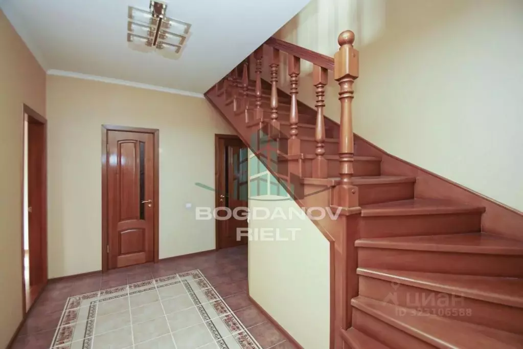 Коттедж в Омская область, Омск  (242 м) - Фото 2