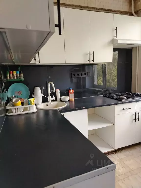 3-к кв. Санкт-Петербург ул. Подвойского, 33к2 (58.1 м) - Фото 0