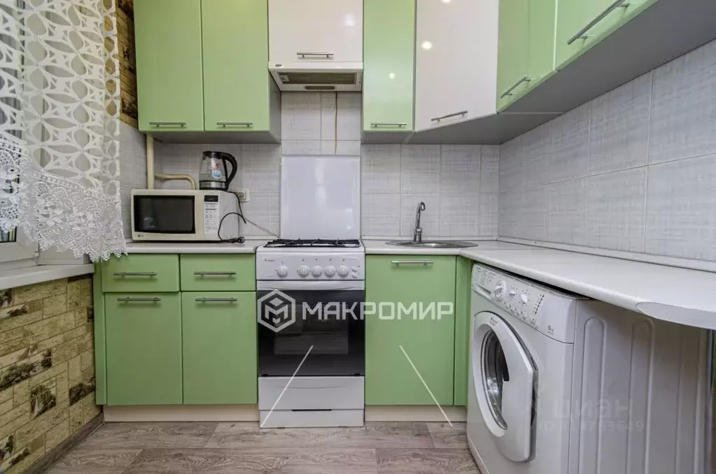 3-к кв. Брянская область, Брянск Авиационный пер., 3/1 (58.8 м) - Фото 1