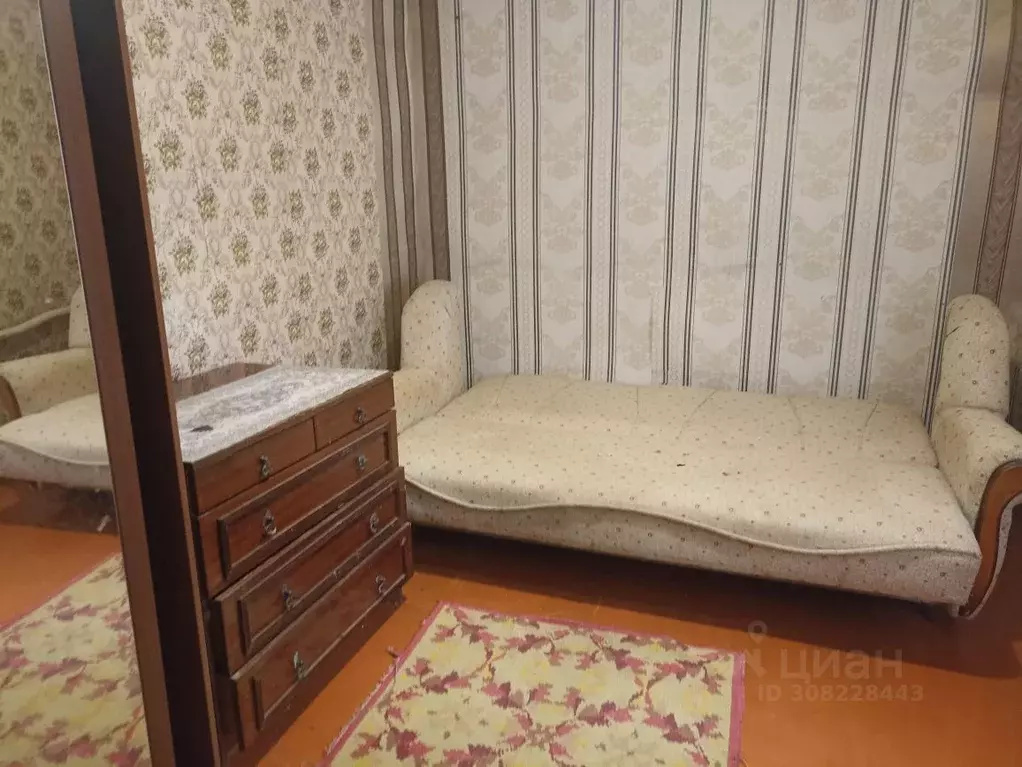 Комната Брянская область, Брянск 3-й Красноармейский пер., 21 - Фото 2