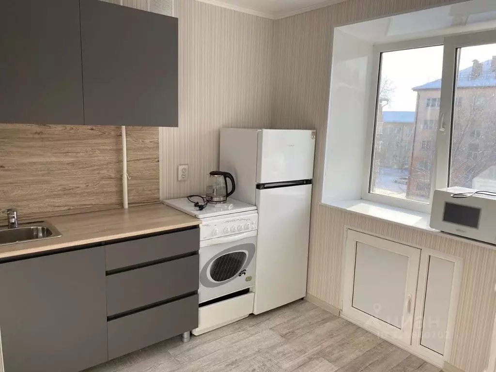 1-к кв. Оренбургская область, Новотроицк ул. Пушкина, 48А (35.0 м) - Фото 1