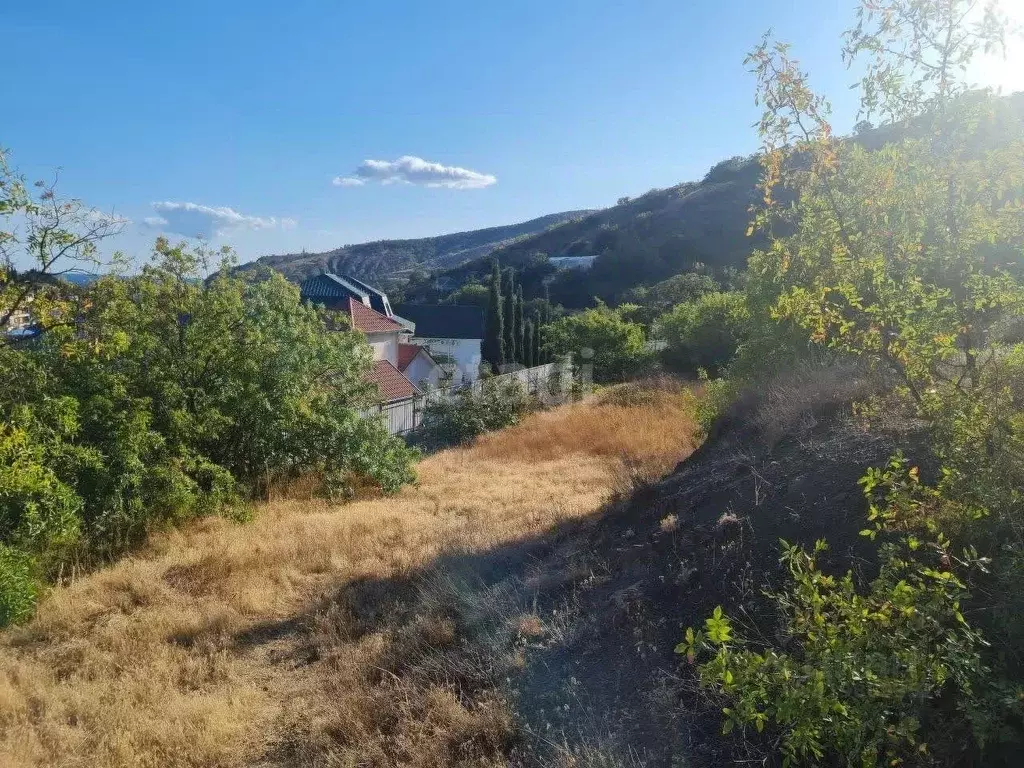 Участок в Крым, Алушта муниципальный округ, с. Рыбачье  (14.5 сот.) - Фото 1