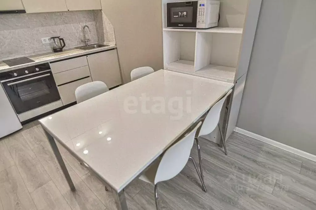 Студия Сахалинская область, Южно-Сахалинск просп. Мира, 306к1 (45.6 м) - Фото 1