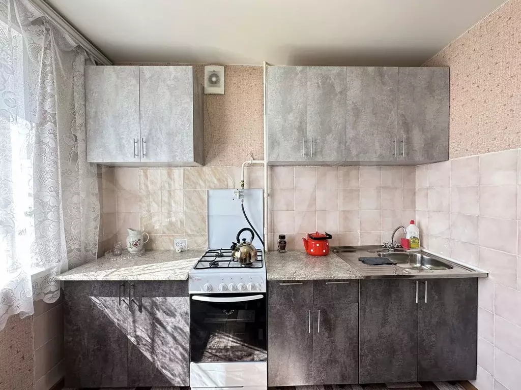 1-к. квартира, 35 м, 9/10 эт. - Фото 0