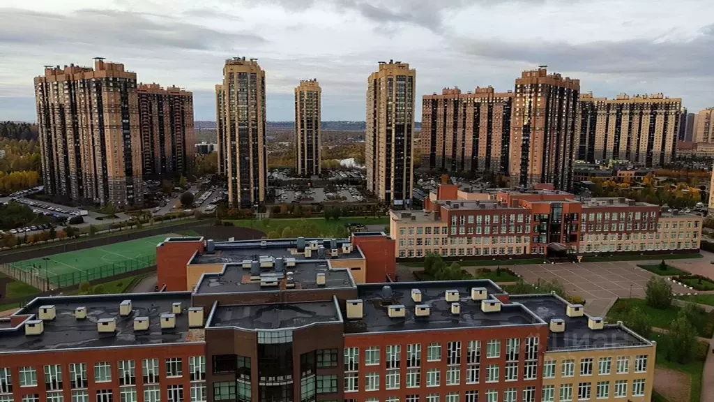 3-к кв. Санкт-Петербург пос. Парголово, ул. Федора Абрамова, 4 (72.0 ... - Фото 1