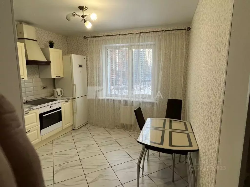 2-к кв. Новосибирская область, Новосибирск ул. Толстого, 56 (70.0 м) - Фото 2