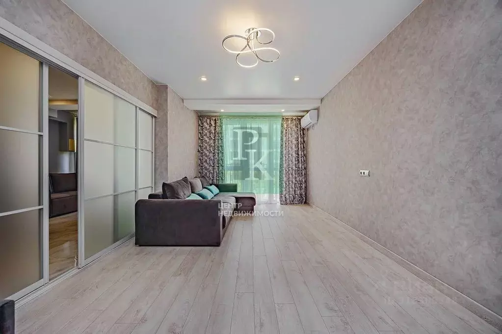 1-к кв. Севастополь ул. Челнокова, 17к1 (50.0 м) - Фото 1