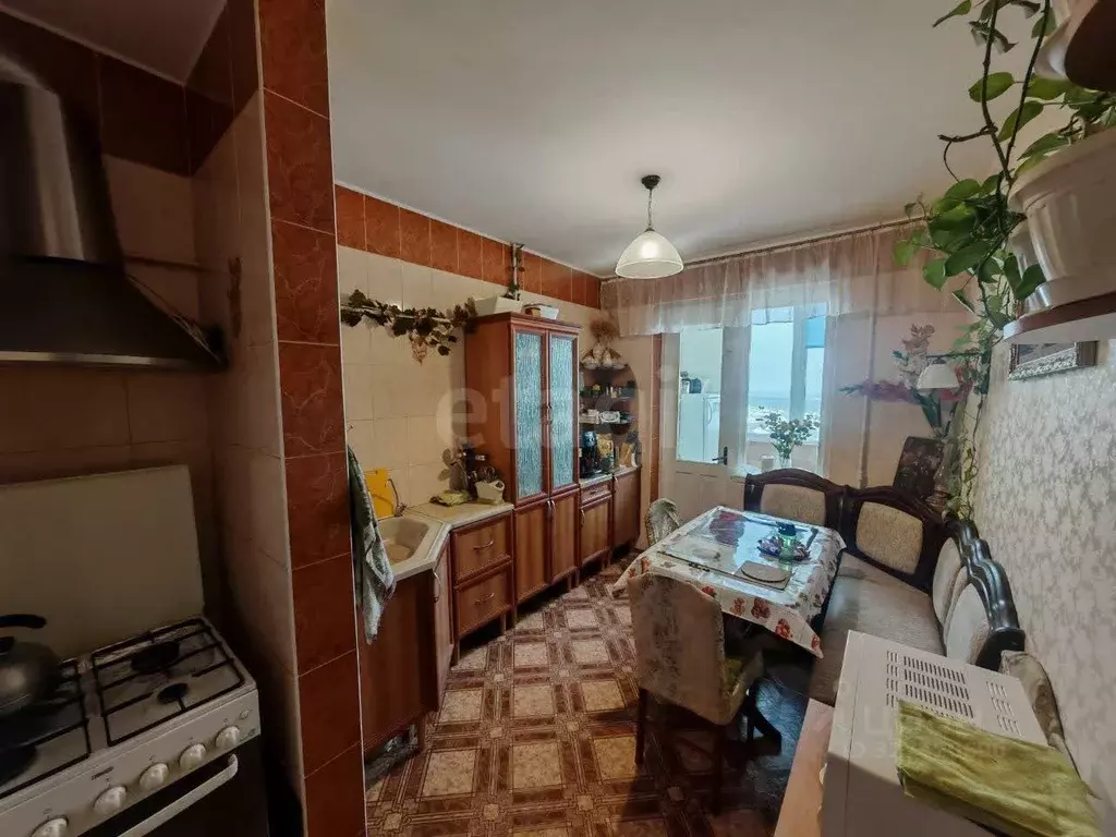 3-к кв. Крым, Симферополь ул. Маршала Жукова (60.5 м) - Фото 1