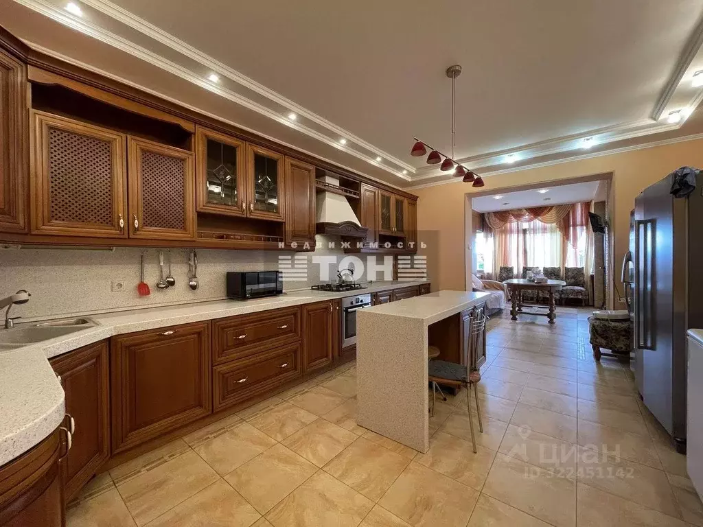 3-к кв. Краснодарский край, Геленджик пер. Первомайский, 10 (145.2 м) - Фото 1