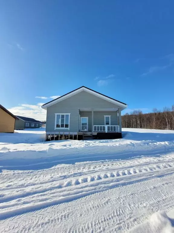 Дом в Мурманская область, Кольский район, Кильдинстрой городское ... - Фото 1