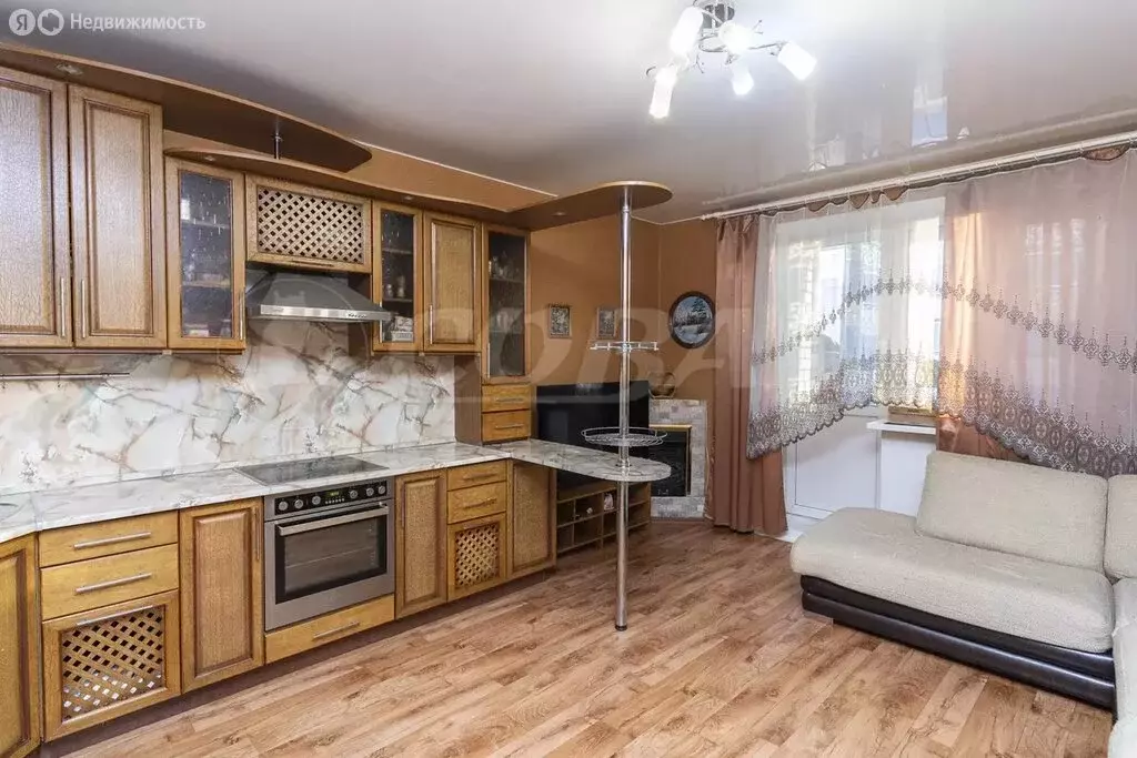 1-комнатная квартира: Тюмень, улица 30 лет Победы, 146к1 (52 м) - Фото 2