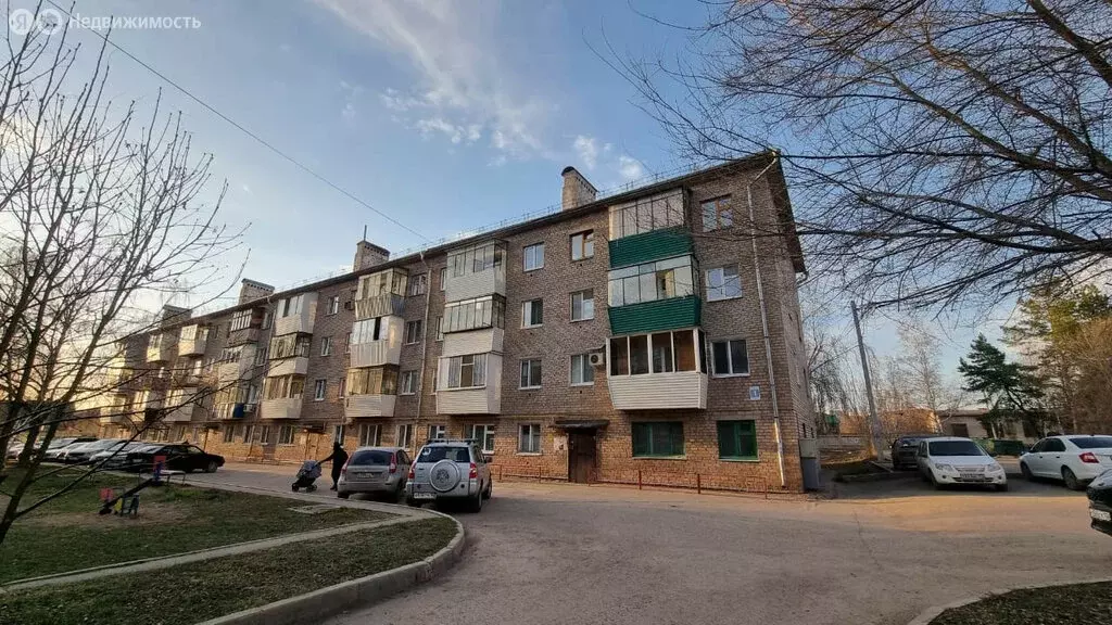 2-комнатная квартира: Октябрьский, улица Фрунзе, 1 (41.9 м) - Фото 0