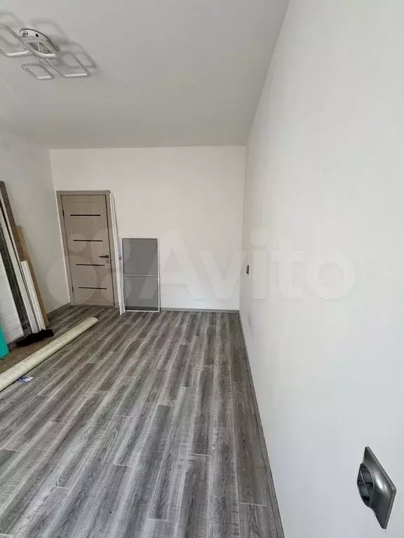 Комната 15 м в 4-к., 2/4 эт. - Фото 0