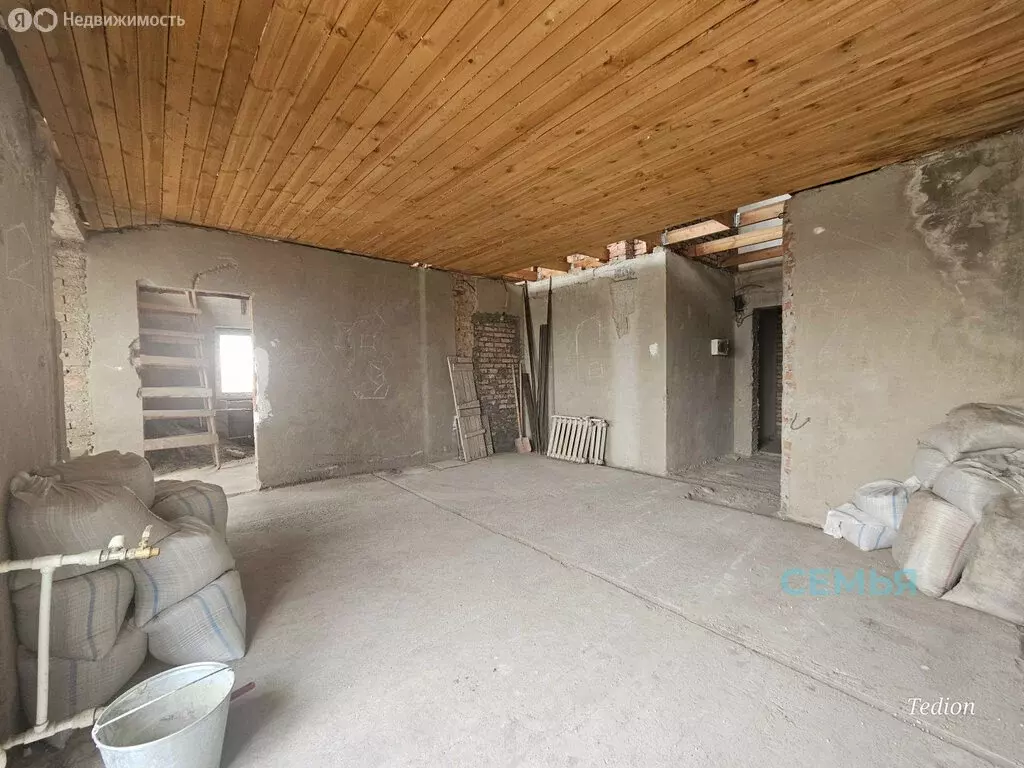 3-комнатная квартира: Владикавказ, улица Цоколаева, 32А (115 м) - Фото 1