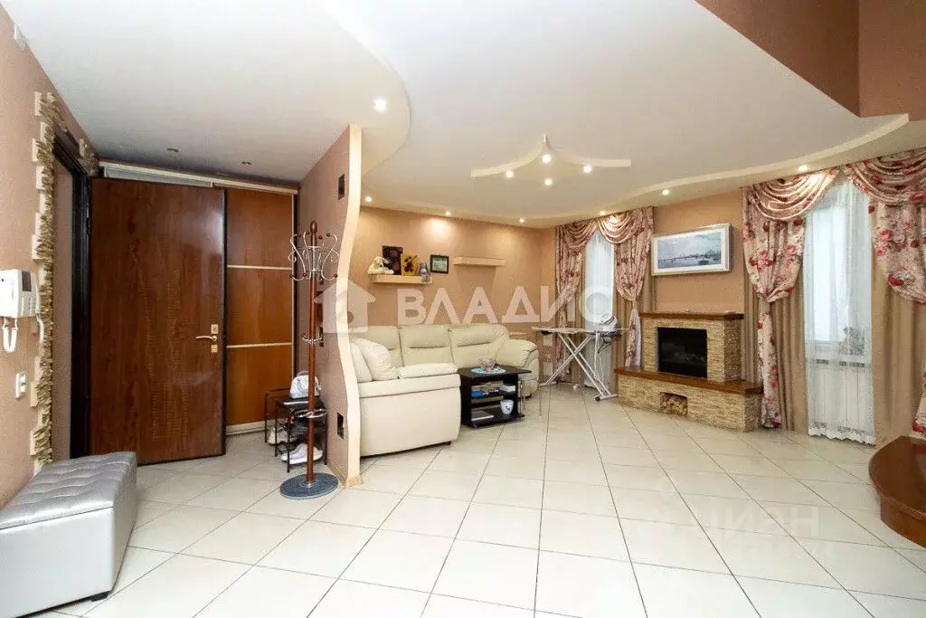 4-к кв. Владимирская область, Владимир ул. Чайковского, 25а (138.4 м) - Фото 1