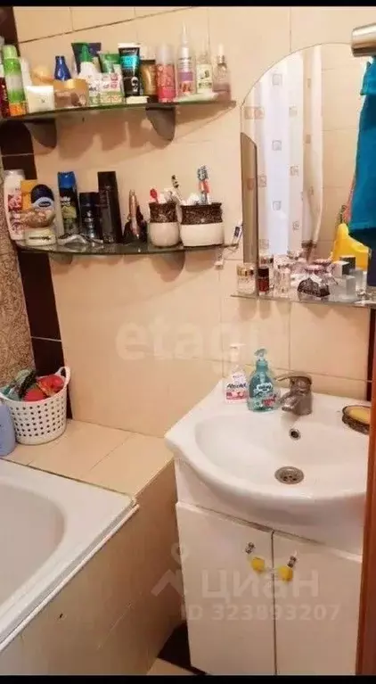 3-к кв. Башкортостан, Уфа ул. Машиностроителей, 4 (62.0 м) - Фото 1