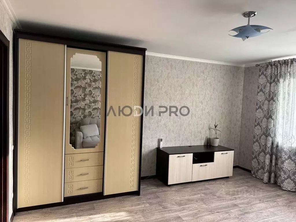 1-к кв. Саратовская область, Энгельс просп. Строителей, 18а (37.2 м) - Фото 2