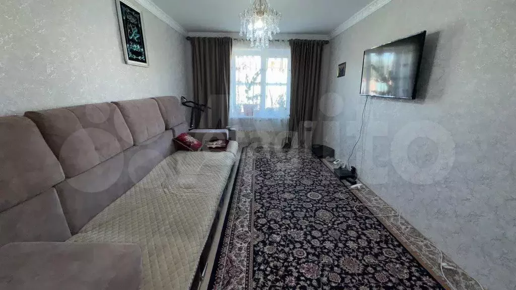 2-к. квартира, 59 м, 1/3 эт. - Фото 0